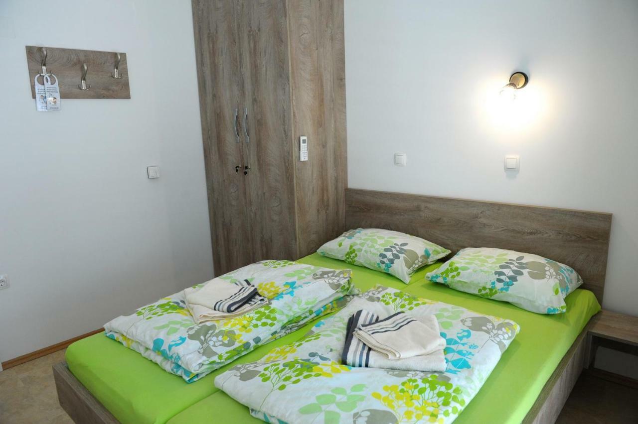 Hostel Ormoz Exterior photo